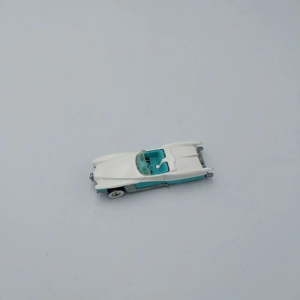 Vintage 1990 Hot Wheels Street Beast Studebaker Convertible White Walls Malaysia